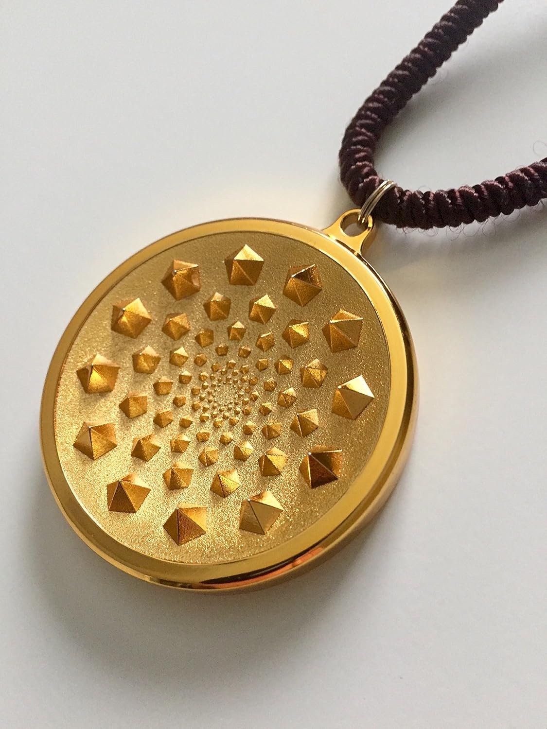Sensor V Medallion