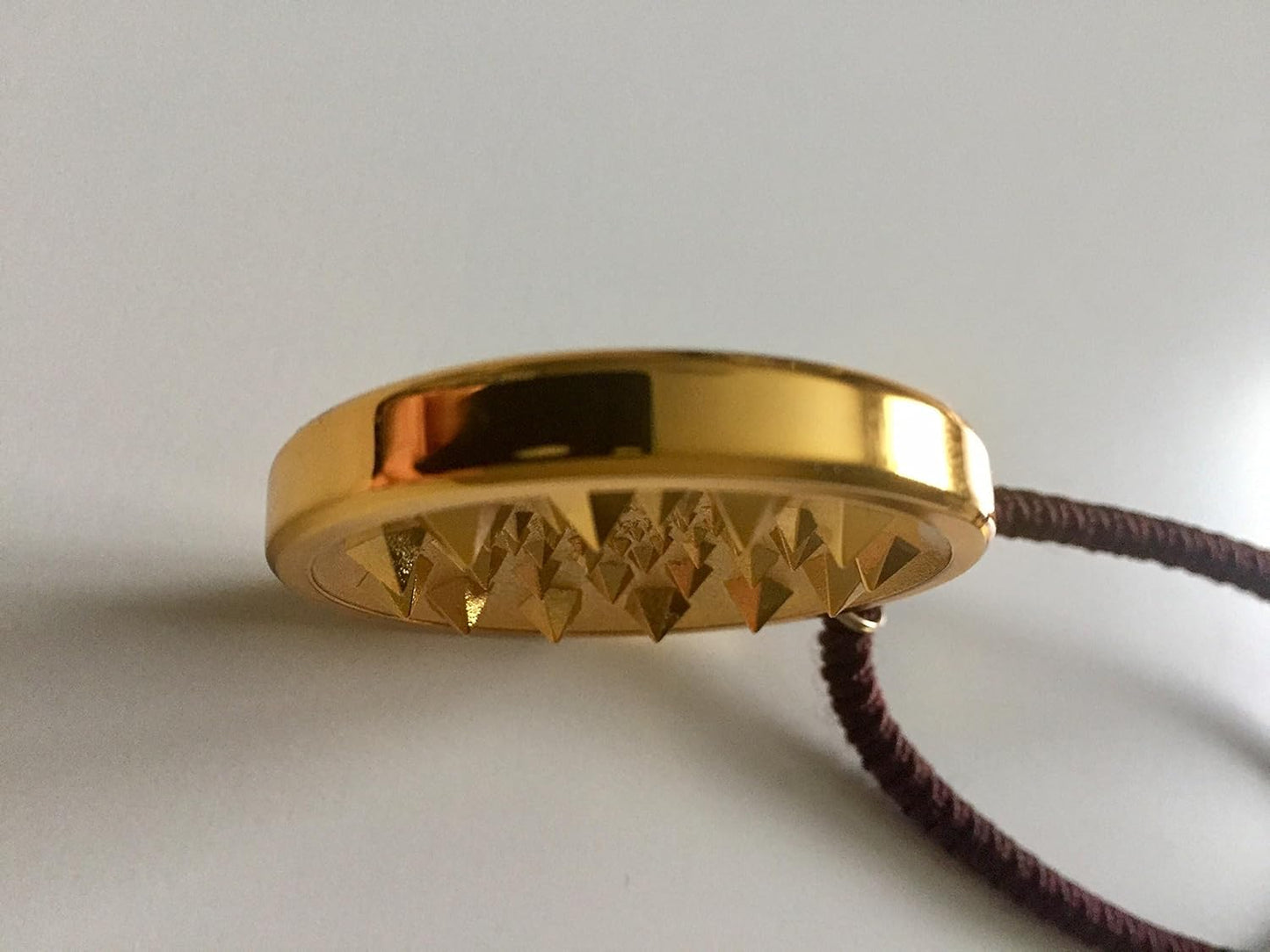 Sensor V Medallion