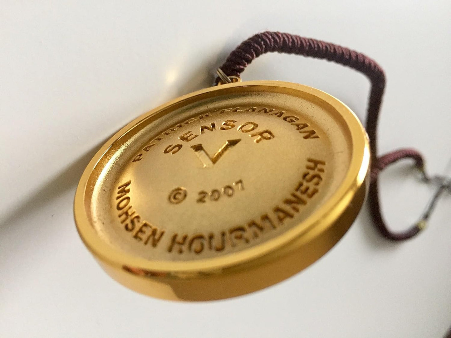 Sensor V Medallion