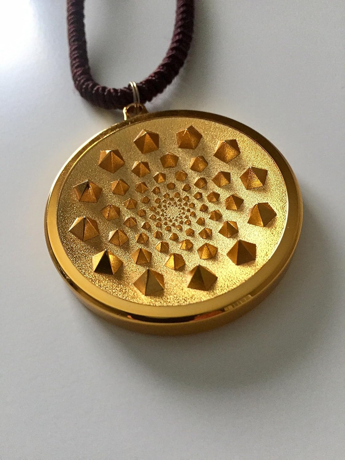 Sensor V Medallion